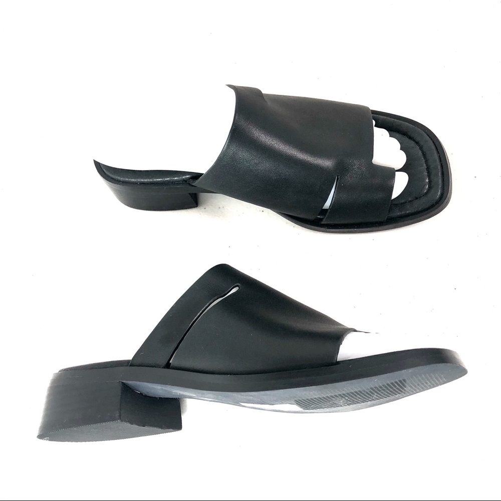 Grey City Black Sandals Size 6 M